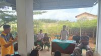 Camat Basa Ampek Balai Tapan Hadiri Pembagian BLT DD Tahap Pertama Di Nagari Dusun Baru Tapan